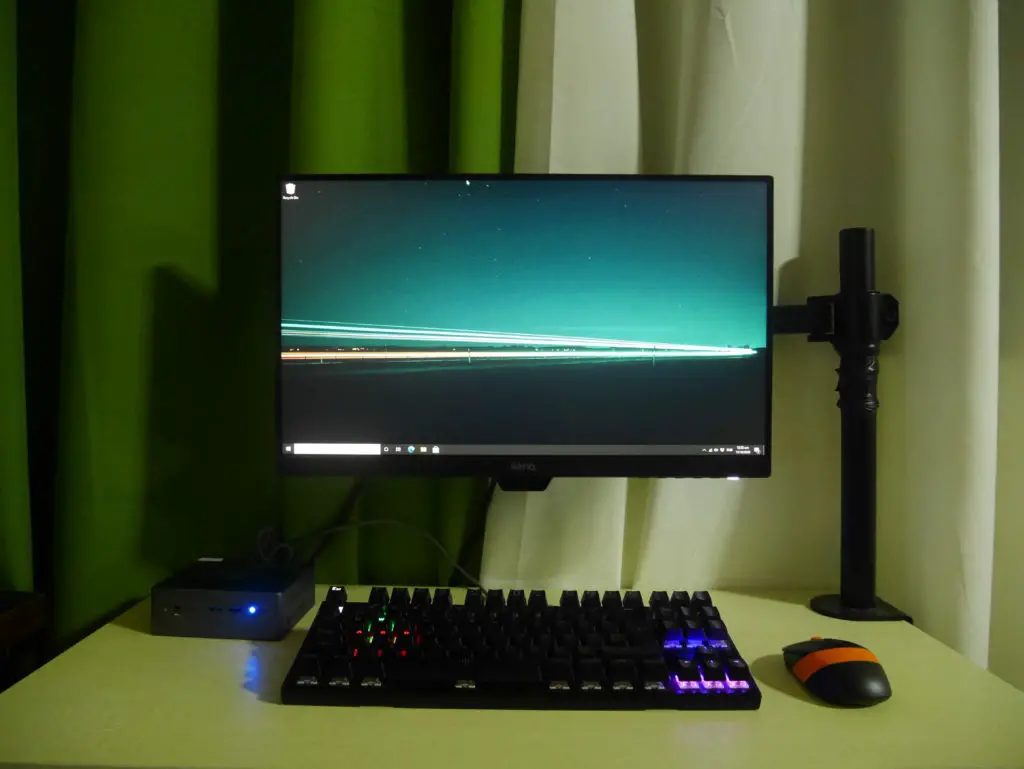 My Ultrabudget Work from Home Computer