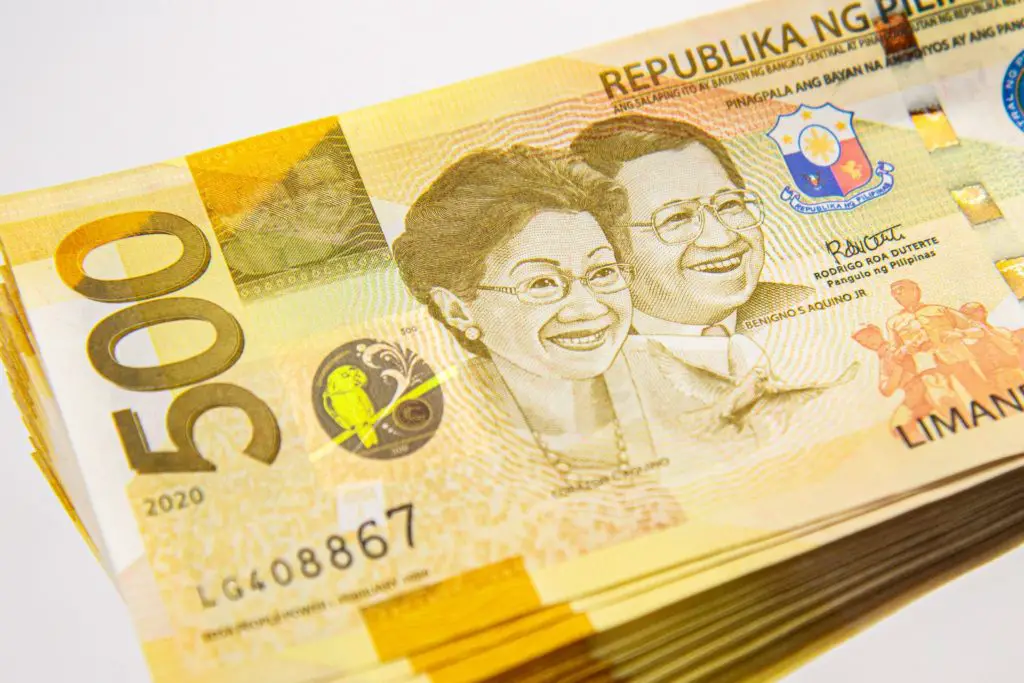 this is an image of 500 peso bill in the Philippines